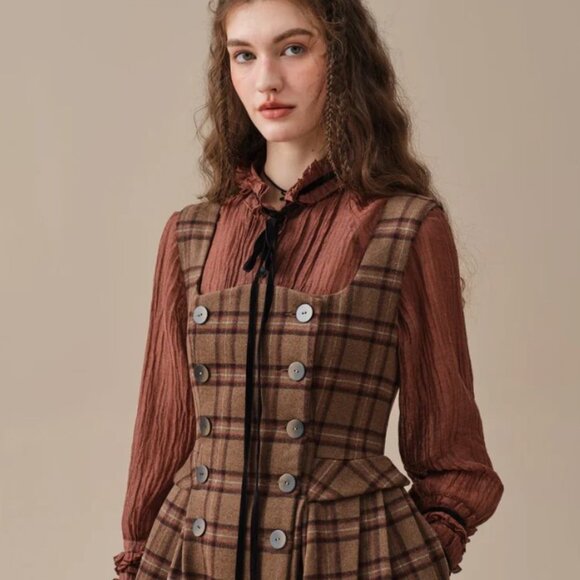 ISO Linennaive Emma 33 100% Wool Dress in Brown Plaid - 2XL or 3XL - Picture 2 of 3